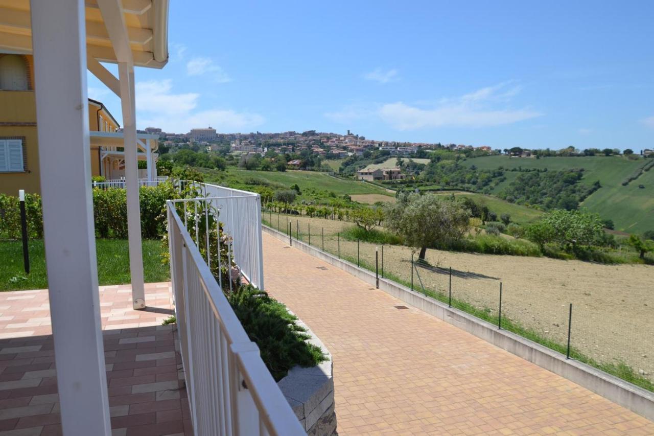 Sul Calar Del Sole Al Conero Apartment Recanati Exterior photo